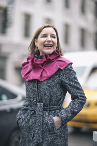 Margaret Molloy Headshot